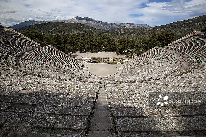 希腊伯罗奔尼撒埃皮达鲁斯剧场图片素材