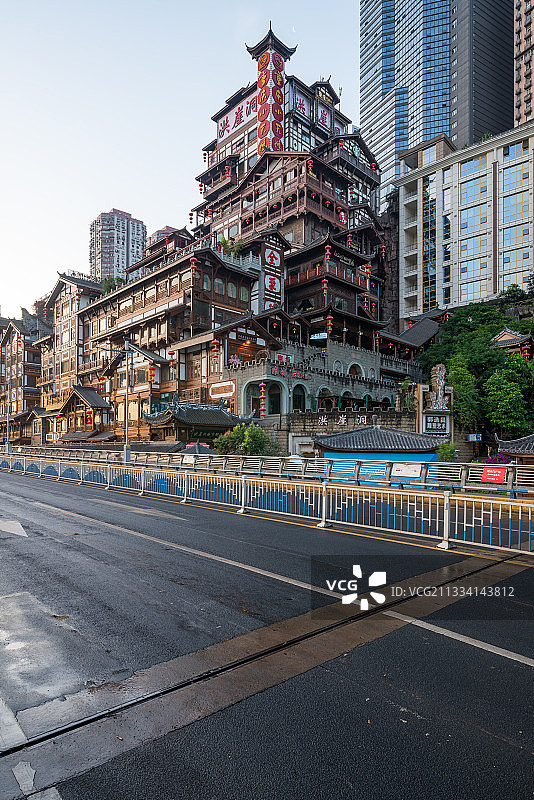 重庆洪崖洞道路背景图图片素材