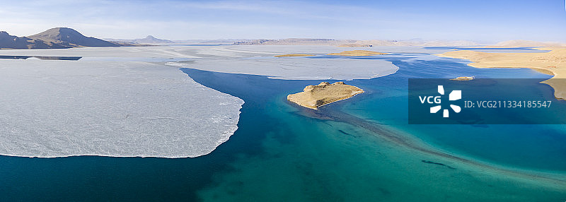 西藏那曲色林湖及通往申扎的风光图片素材