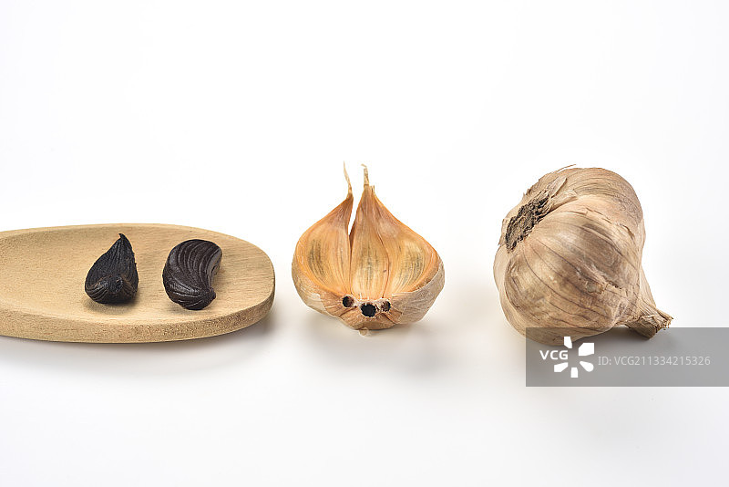 大蒜特写，白色背景图片素材