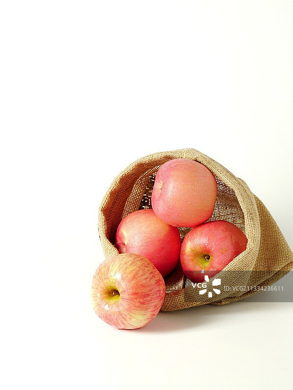 4个苹果图片素材