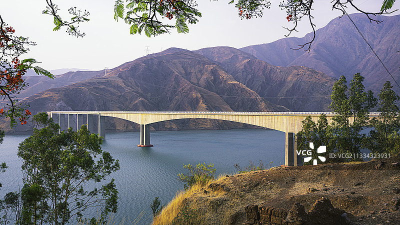 江边大桥图片素材