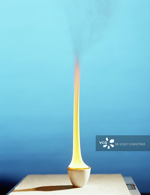 甲苯燃烧图片素材