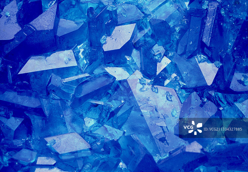 硫酸铜晶体的微距照片图片素材