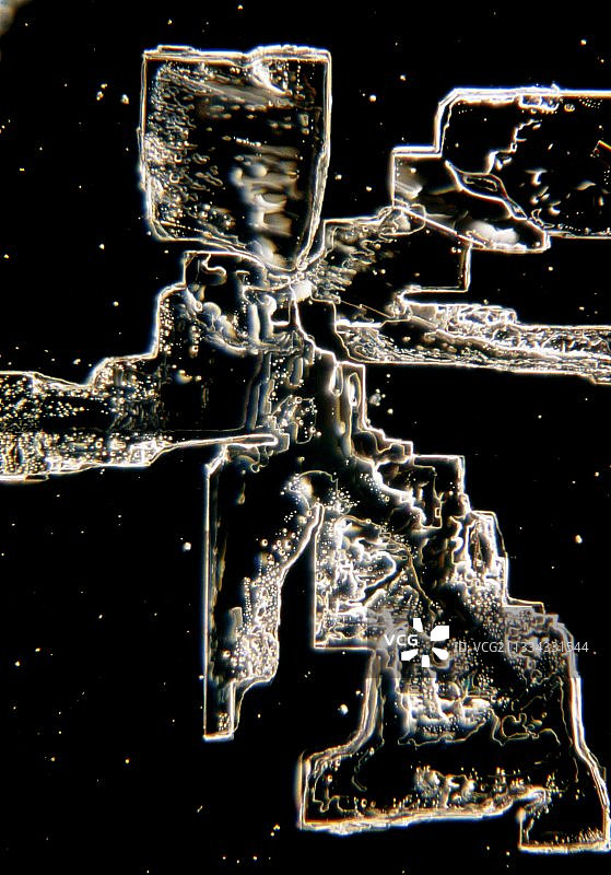 氯化钾晶体的PLM图片素材