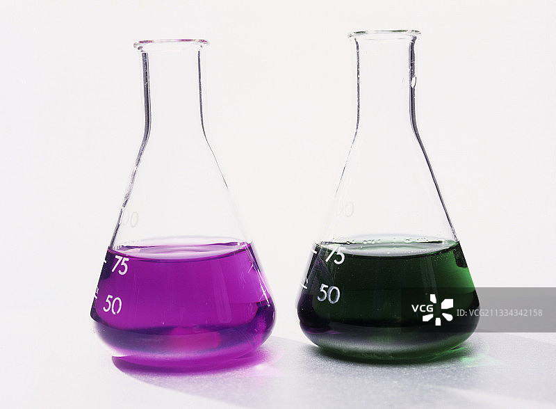 钒和铬溶液图片素材