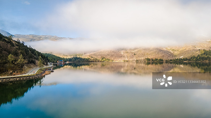 康定木格措晨曦图片素材