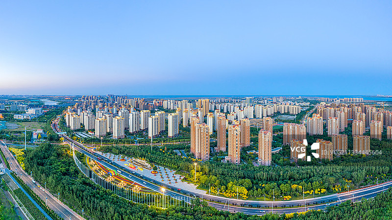 天津市滨海新区中新生态城北塘古镇彩虹桥航拍全景图图片素材