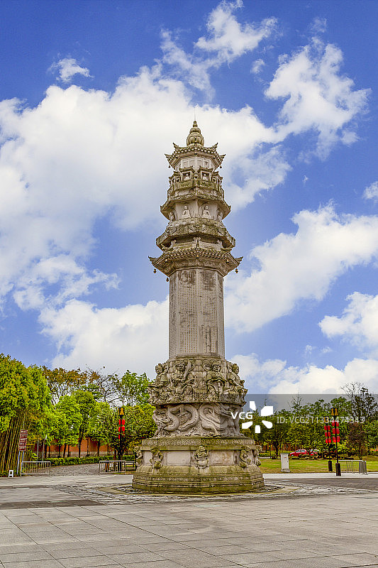 重庆大足石刻之宝顶山石刻经幢图片素材