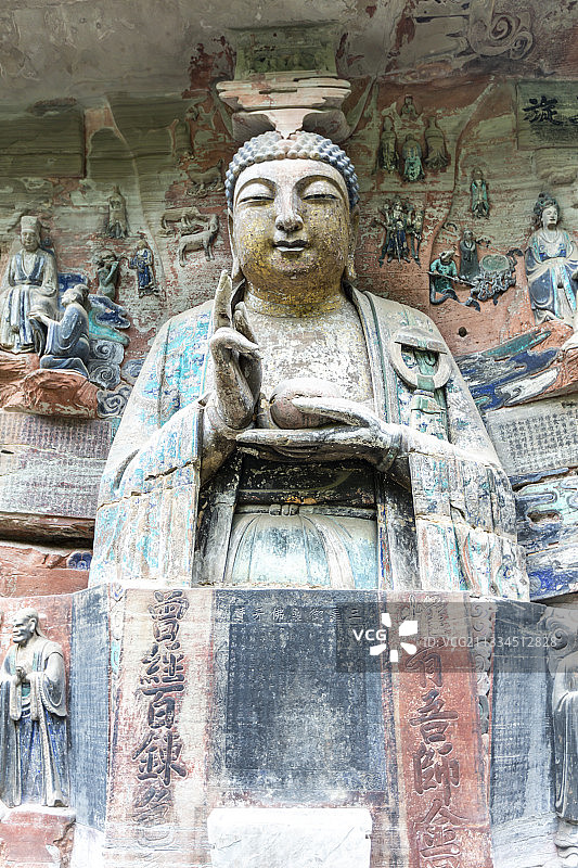 重庆大足石刻之宝顶山石刻：大方便佛报恩经变相—释迦牟尼佛图片素材