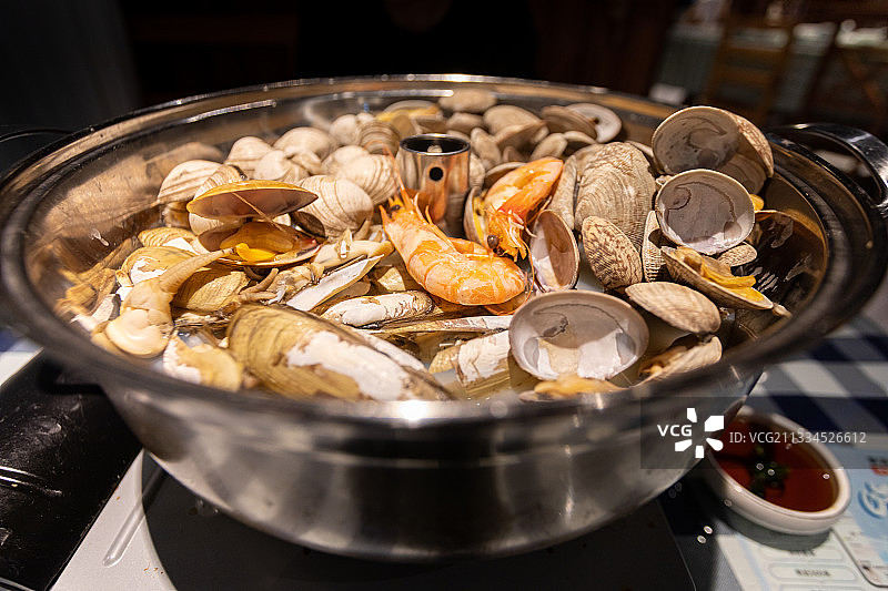 蒸汽海鲜锅图片素材