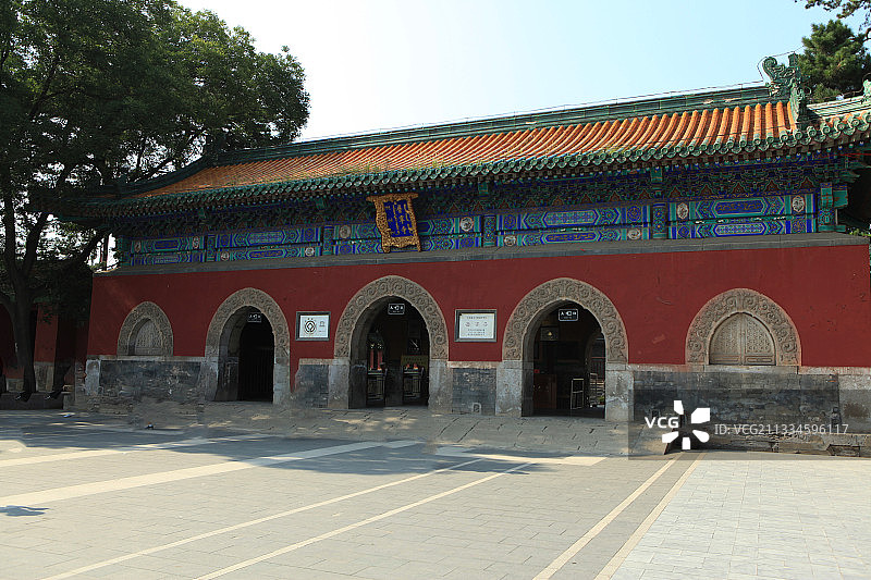 中国河北承德避暑山庄普宁寺图片素材