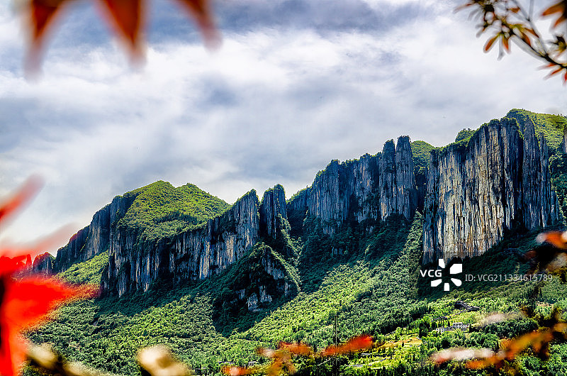 峰峦绝壁图片素材