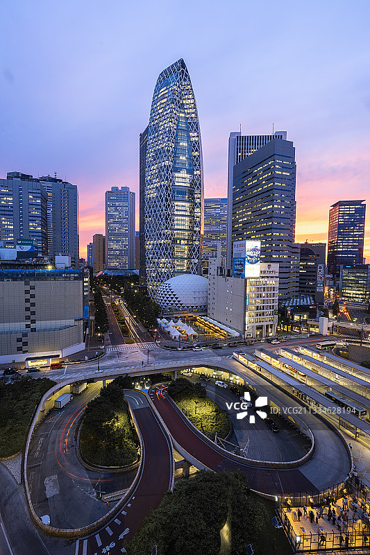 东京新宿蓝调时刻图片素材