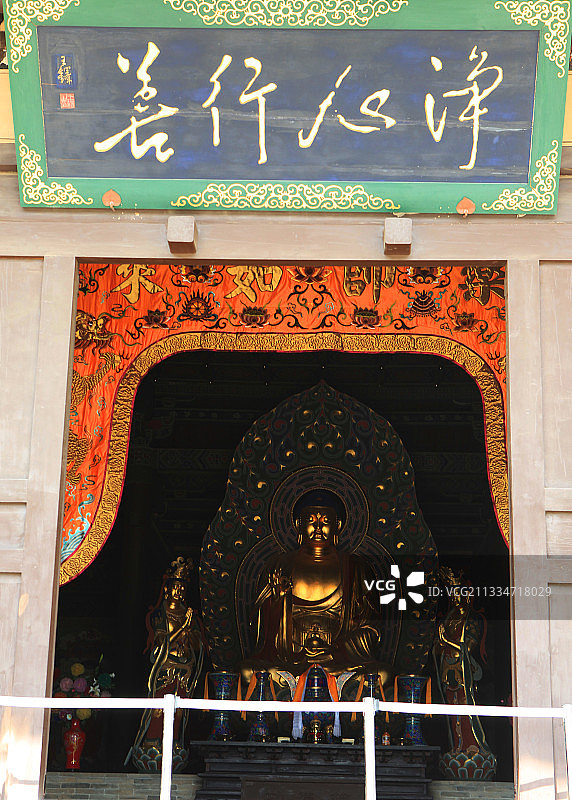 山西大同华严寺宫殿建筑图片素材