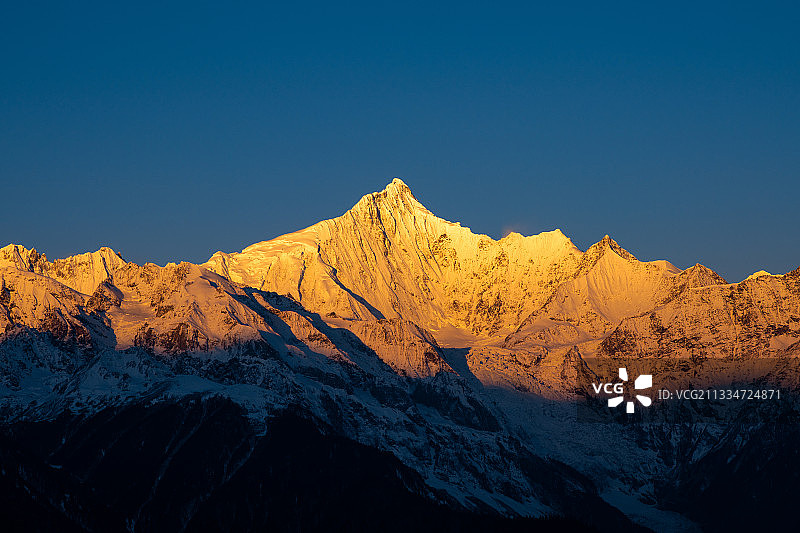 梅里雪山图片素材