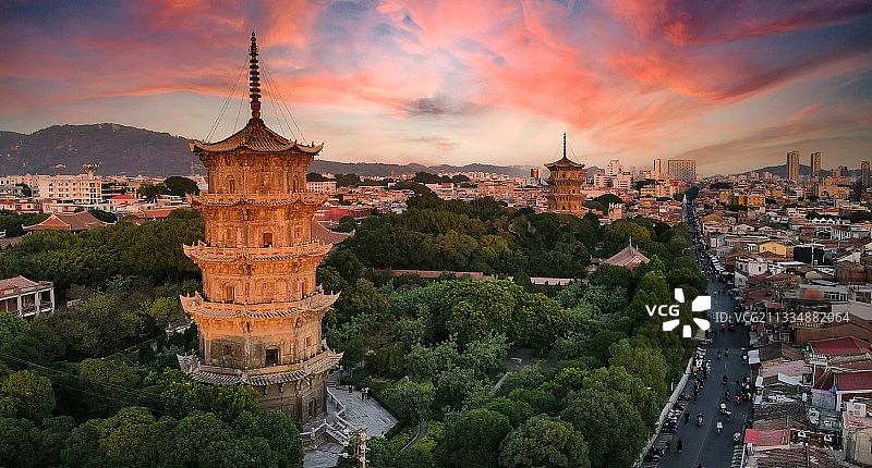 泉州开元寺宋代东西石塔图片素材