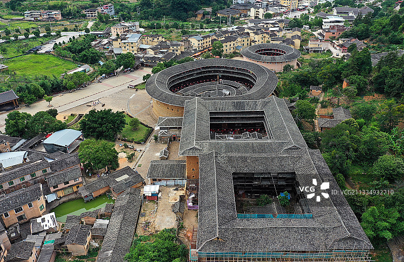 福建省龙岩市福建土楼永定景区高北土楼群承启楼航拍图片素材