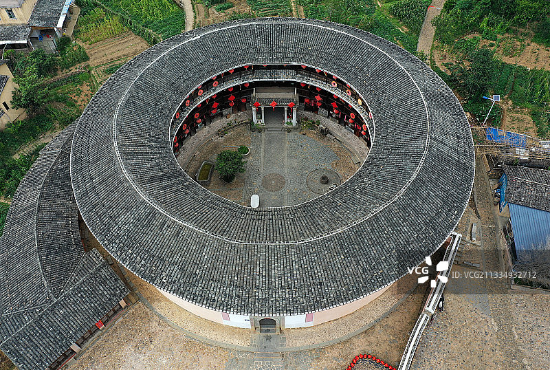 福建省龙岩市福建土楼永定景区高北土楼群承启楼航拍图片素材
