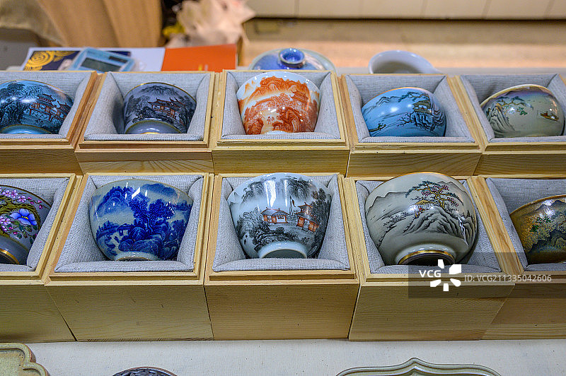 陶溪川，景德镇的新文化地标，陶艺夜市大学生创业基地图片素材