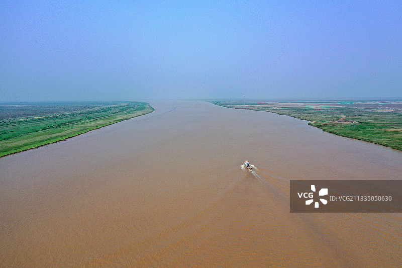 航拍山东东营黄河入海口生态旅游区图片素材