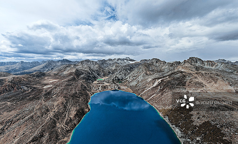 理塘姊妹胡图片素材