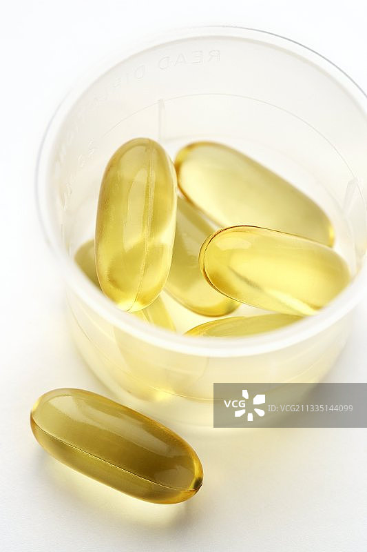 鱼油胶囊图片素材