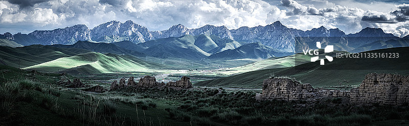 乌鞘岭与明长城光影图片素材