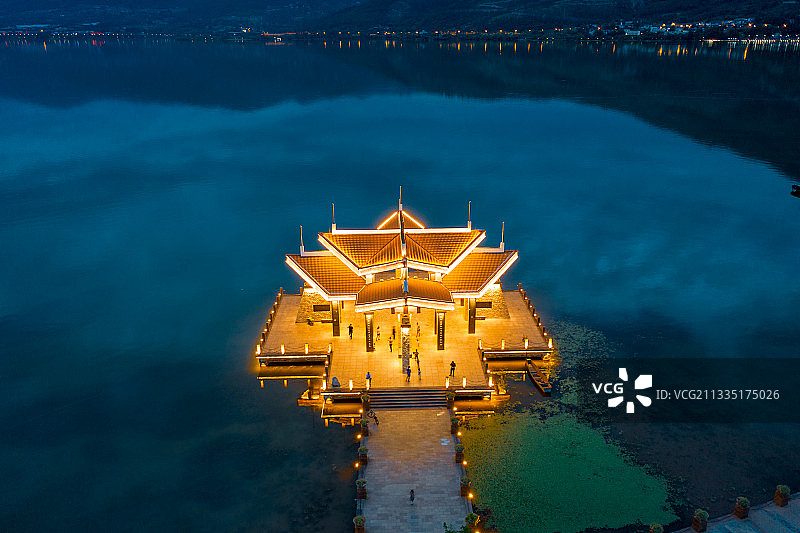 西昌邛海景区观景亭图片素材