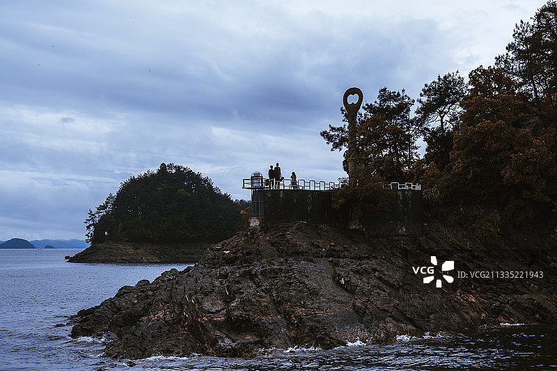 月光岛上   千岛湖图片素材