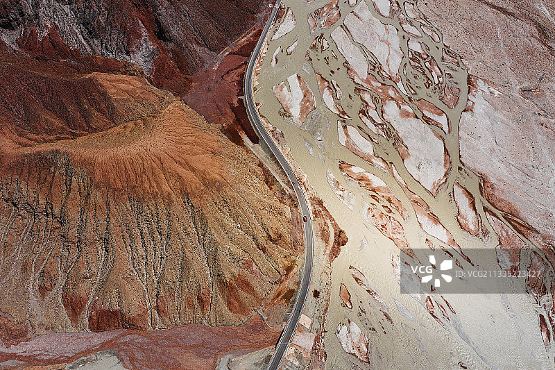 奥依塔克红山口图片素材