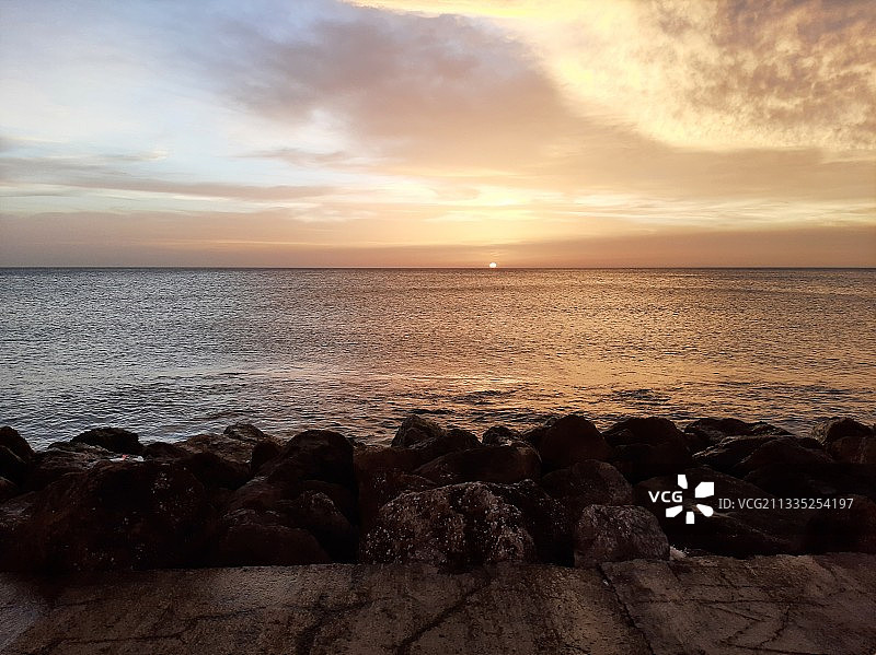 阿尔及利亚斯塔乌埃利日落海景图片素材