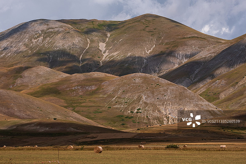 意大利诺尔恰卡斯特卢奇奥山脉风光图片素材