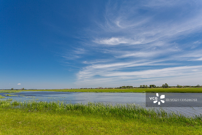 蓝天，白云，湿地，河流，草原图片素材