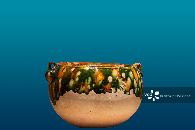 中国隋唐时期河南省巩义黄冶窑生产的盂图片素材