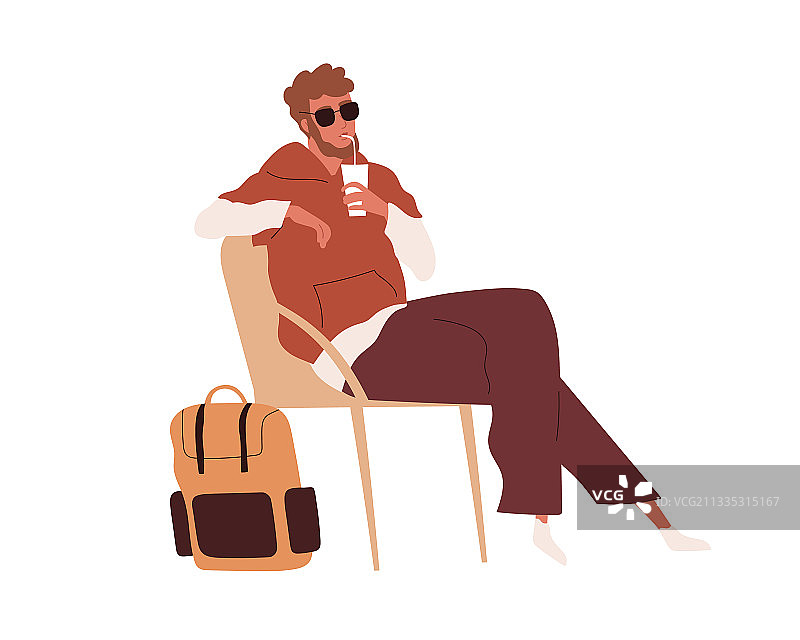 乘客坐在椅子上喝饮料图片素材