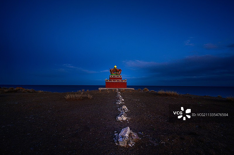 【万籁俱寂】图片素材