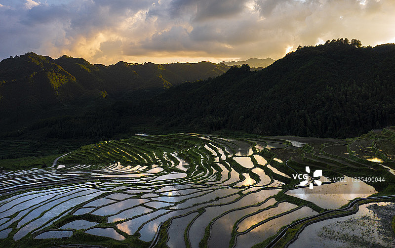 连山县欧家梯田图片素材