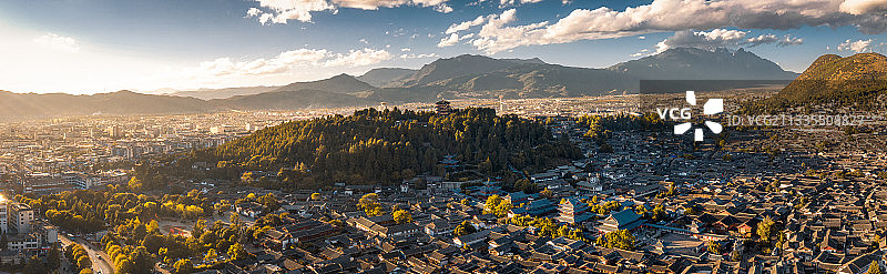 日落丽江古城图片素材