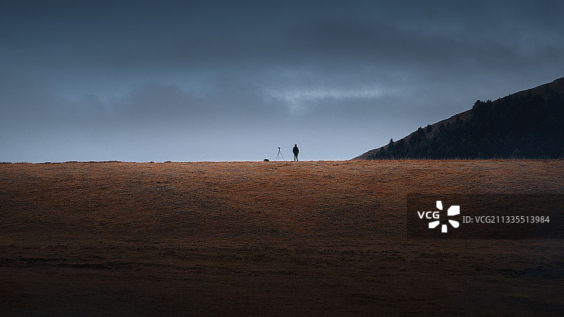 孤单但不孤独 摄影人图片素材