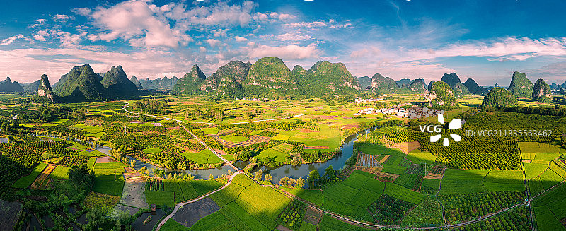 航拍桂林会仙湿地古桂柳运河铜桥图片素材