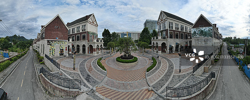 贵州省遵义市新浦新区大学城，平安街全景图图片素材