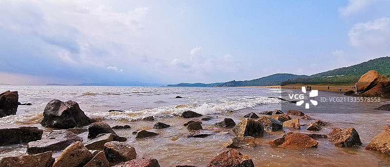 浙江省舟山市普陀区普陀山风景名胜区千步沙景区广角全景图片素材