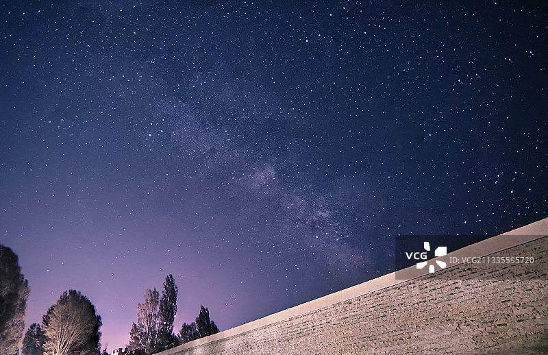 嘉峪关长城星空图片素材