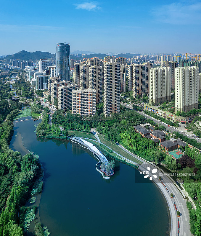 青岛市李沧区院士港项目城市天际线图片素材