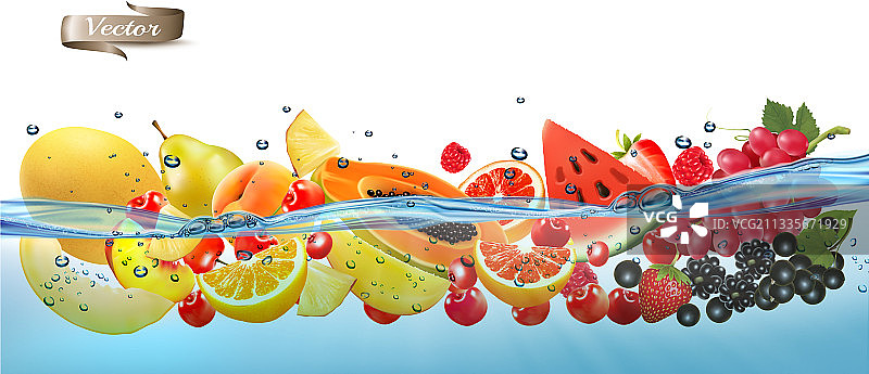 透明容器中的新鲜水果和甜浆果图片素材