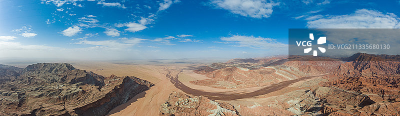 温宿大峡谷全景图片素材