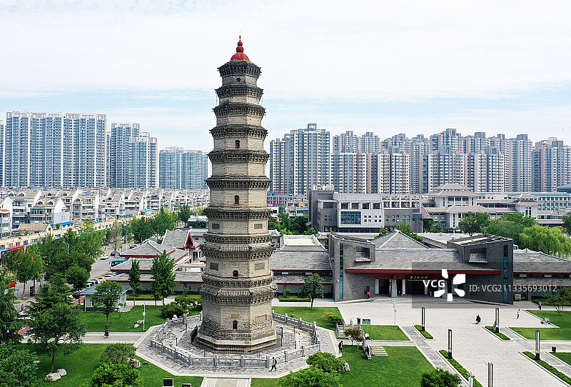 山东枣庄滕州市千年古塔龙泉塔图片素材