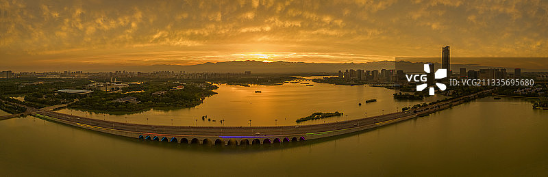 银川  阅海湾  余晖图片素材
