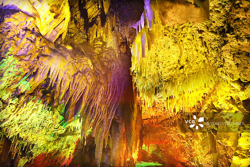 山东临沂沂水天然地下画廊图片素材